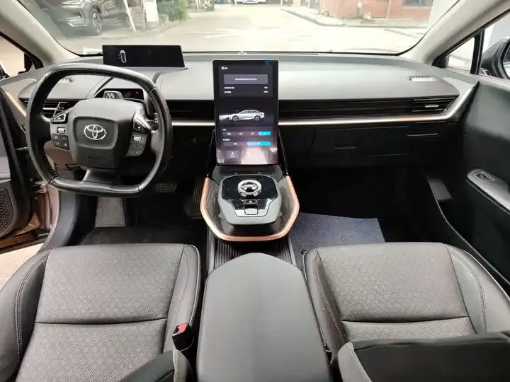 Toyota bZ3 2023 616km Long Endurance Premium 10