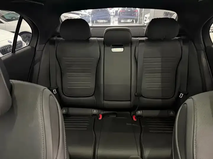 Mercedes Benz Class C 2023 to C 260 L Night Sports Edition 7