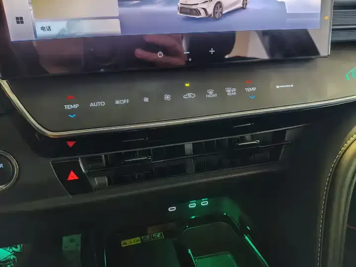 Camry 2024 Double Engine 2.0HXS Sports Plus Edition 10