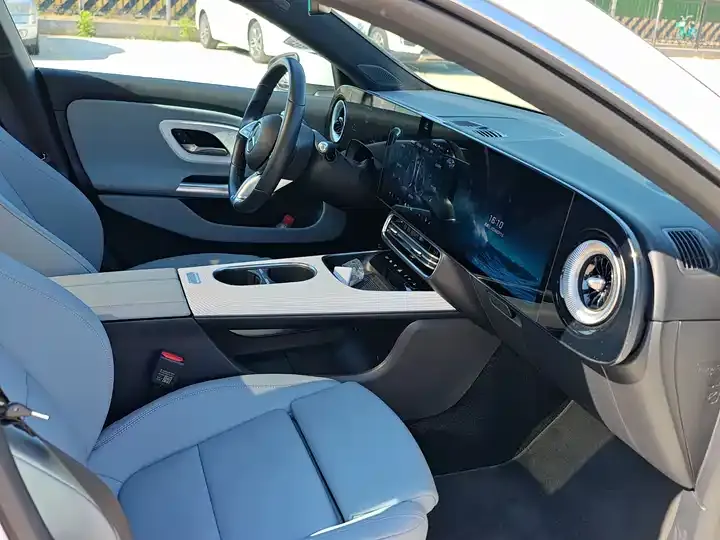 Mercedes Benz CLA New Energy 2025 300L Long Endurance Champion Limited Edition 10
