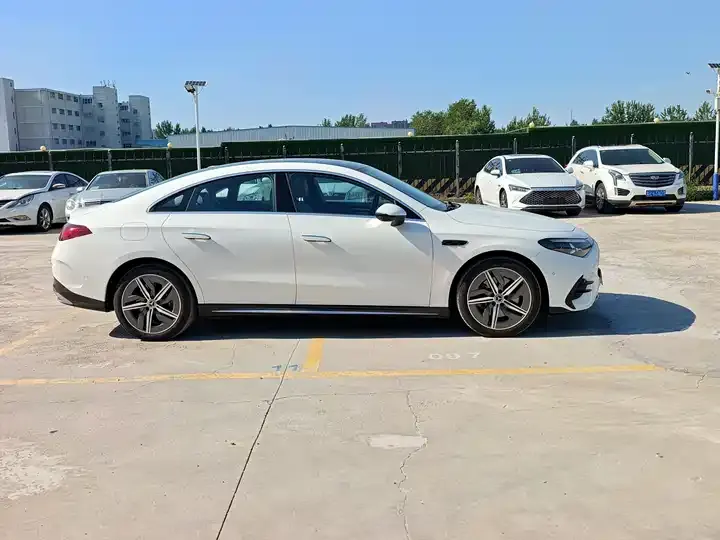 Mercedes Benz CLA New Energy 2025 300L Long Endurance Champion Limited Edition 7
