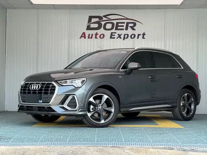 Audi Q3 2022 35 TFSI Fashion Dynamic - View 1