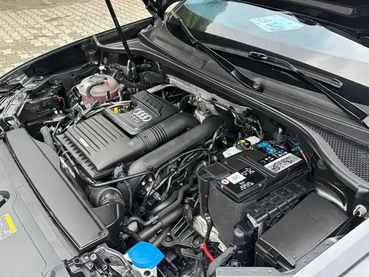 Audi Q3 2022 35 TFSI Fashion Dynamic 10