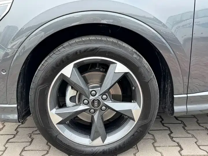 Audi Q3 2022 35 TFSI Fashion Dynamic 7