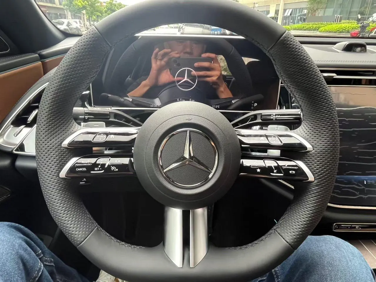 Mercedes Benz E Class 2026 E 300 L 48V 2.0T Luxury (Modified) Automatic Gear 5