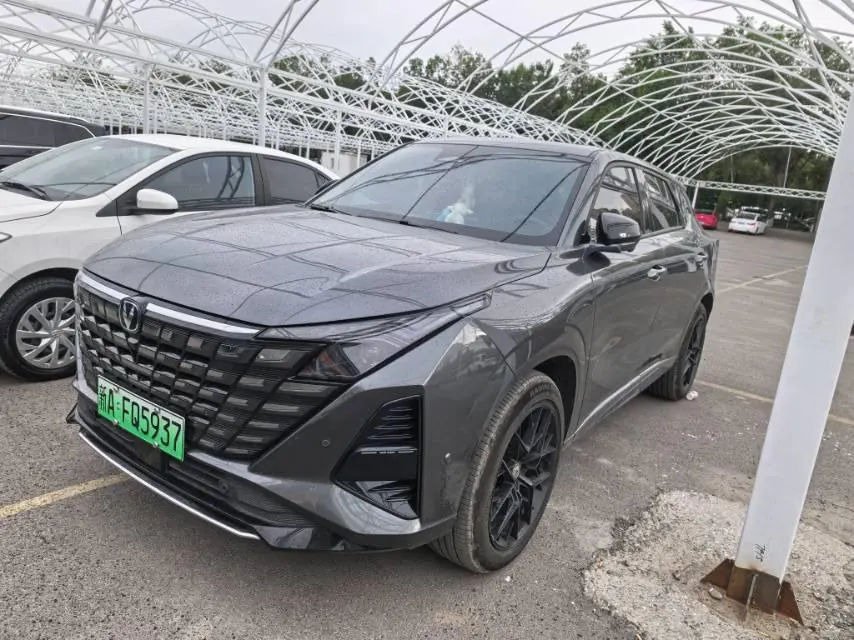打开图片灯箱:ChangAn 2026 UNI-Z Smart Electric iDD 1.5 Stepless 130km Smart New Blue Whale Battleship Automatic Gear