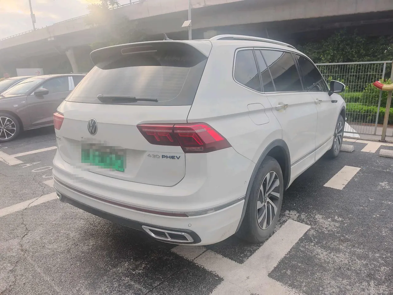 Volkswagen Tiguan L New Energy 2022 Tiguan L PHEV 1.4T 430 Flagship Automatic Gear 4