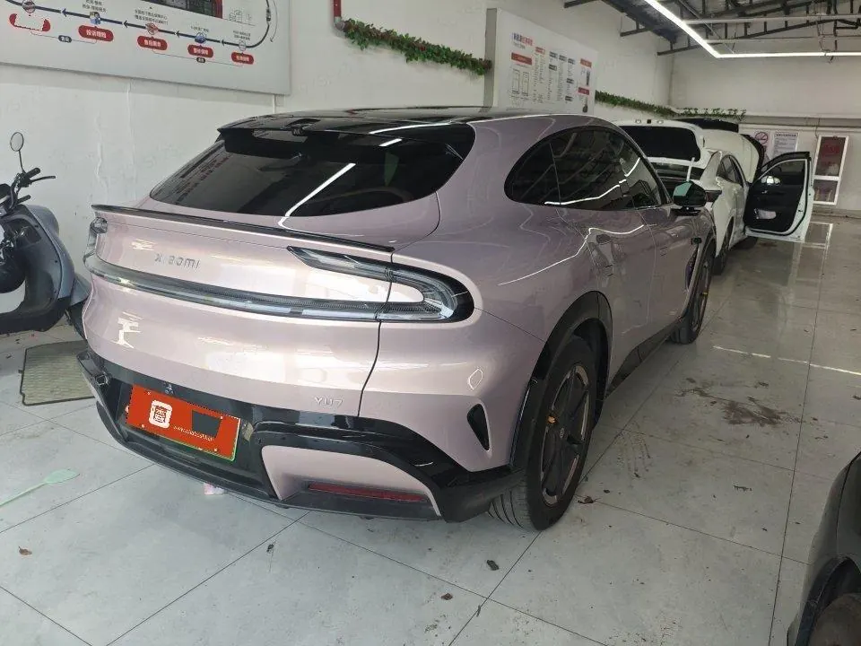 MI 2025 YU7 Long Endurance Four-wheel Drive Pro Edition Automatic Gear 3