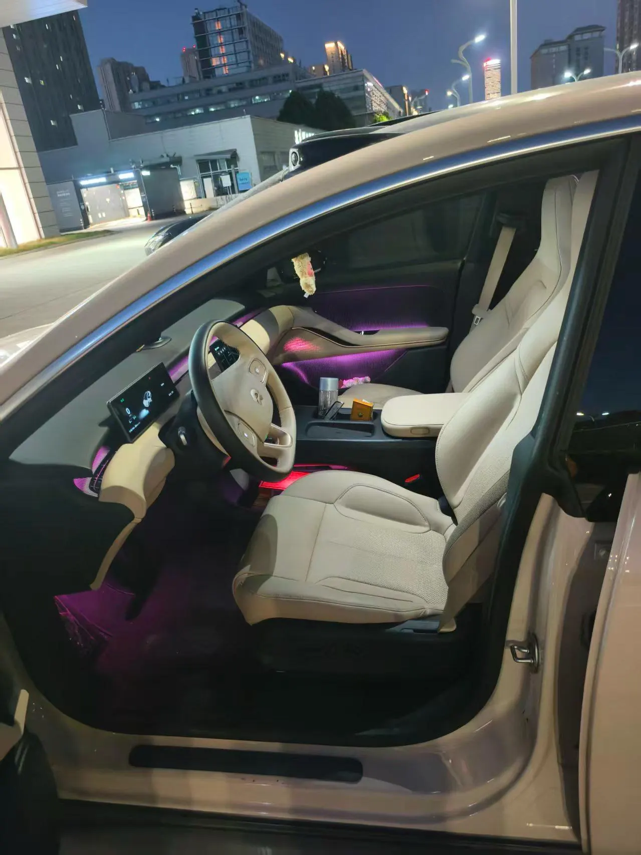 NIO 2024 ET5 75kWh automatic gear 3