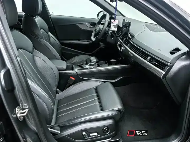 Audi A4L 2024 40 TFSI quattro RS Kit Burning Rate 11