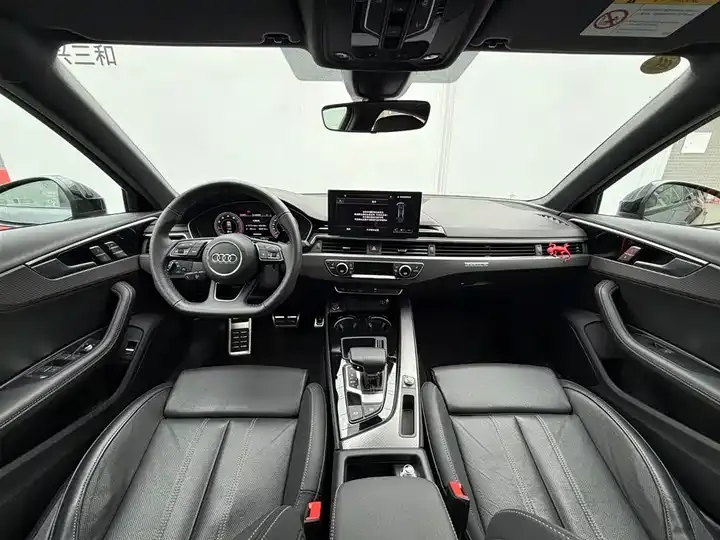 Audi A4L 2024 40 TFSI quattro RS Kit Burning Rate 8