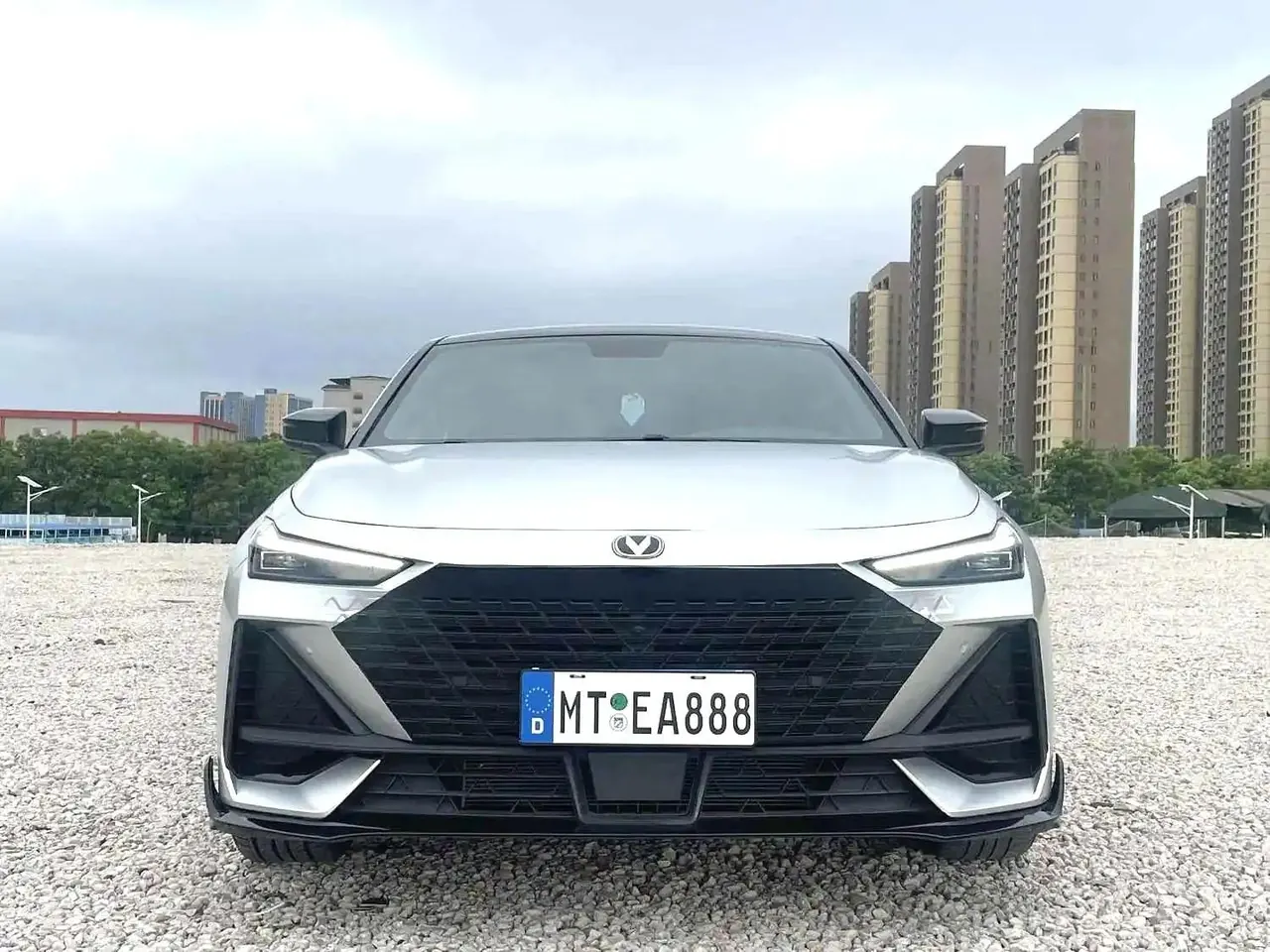 ChangAn 2022 UNI-V 1.5T Excellent Automatic Gear 2