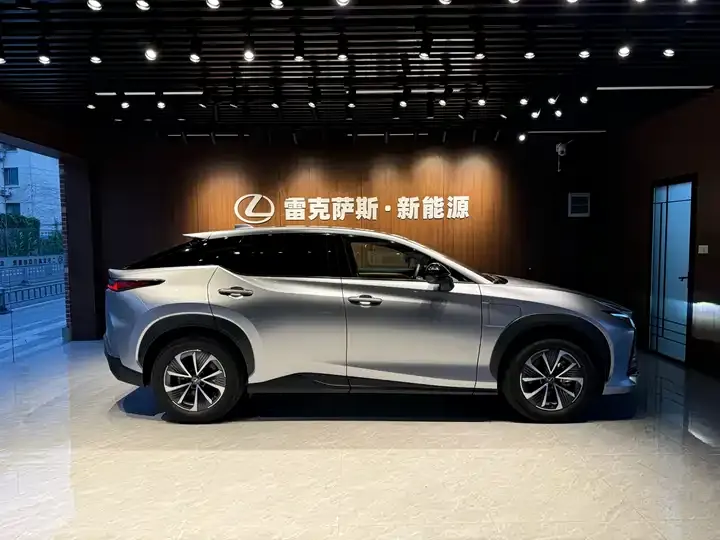Lexus RZ 2023 450e 4WD Vertical Edition 2