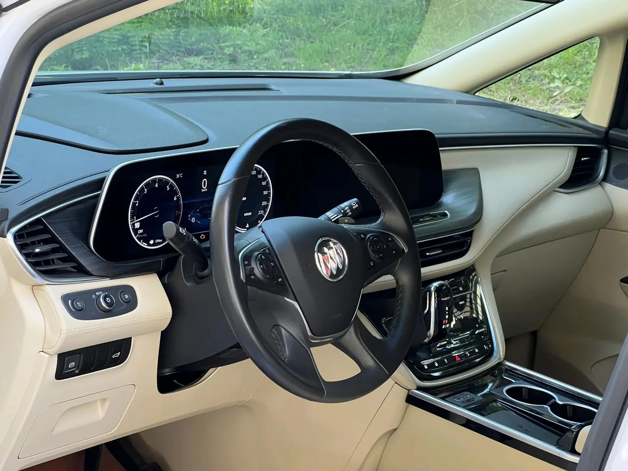 Buick 2023 GL8 ES Lu Zun 48V 2.0T 653T Exclusive Automatic Gear 2