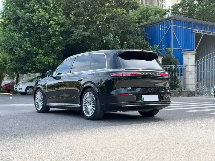 Voyah Taishan 2026 Max 4
