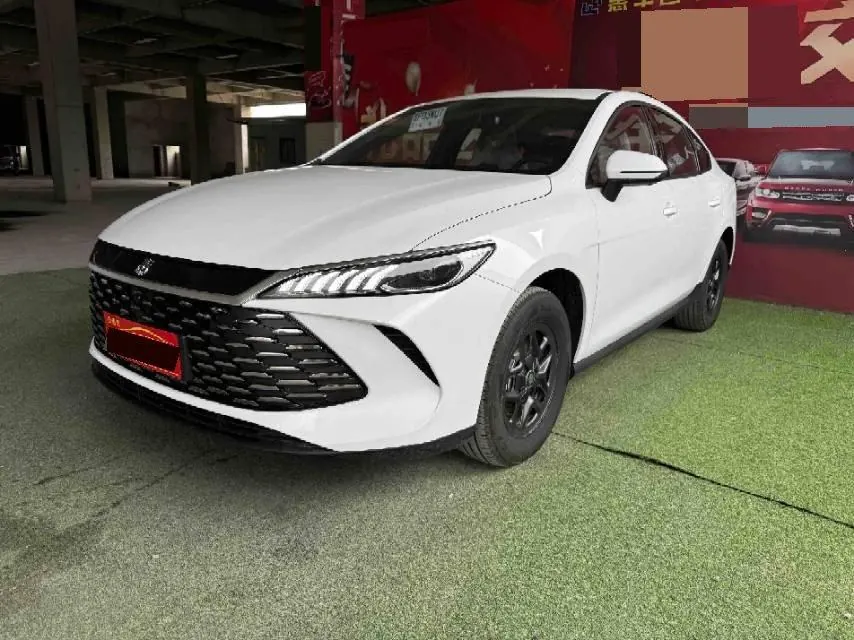 BYD 2025 Qin PLUS DM-i 1.5 stepless intelligent driving version 55KM leading automatic gear - View 1