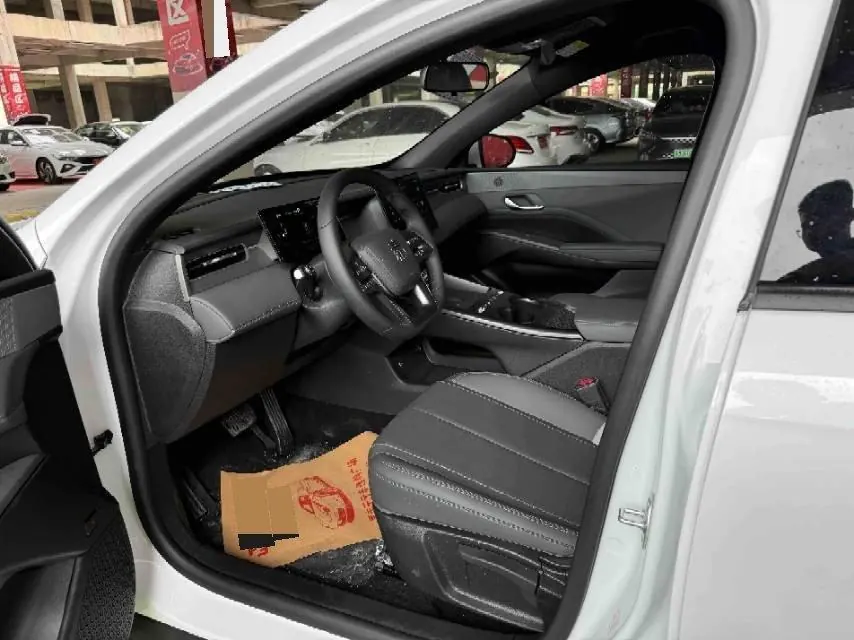 BYD 2025 Qin PLUS DM-i 1.5 stepless intelligent driving version 55KM leading automatic gear 4