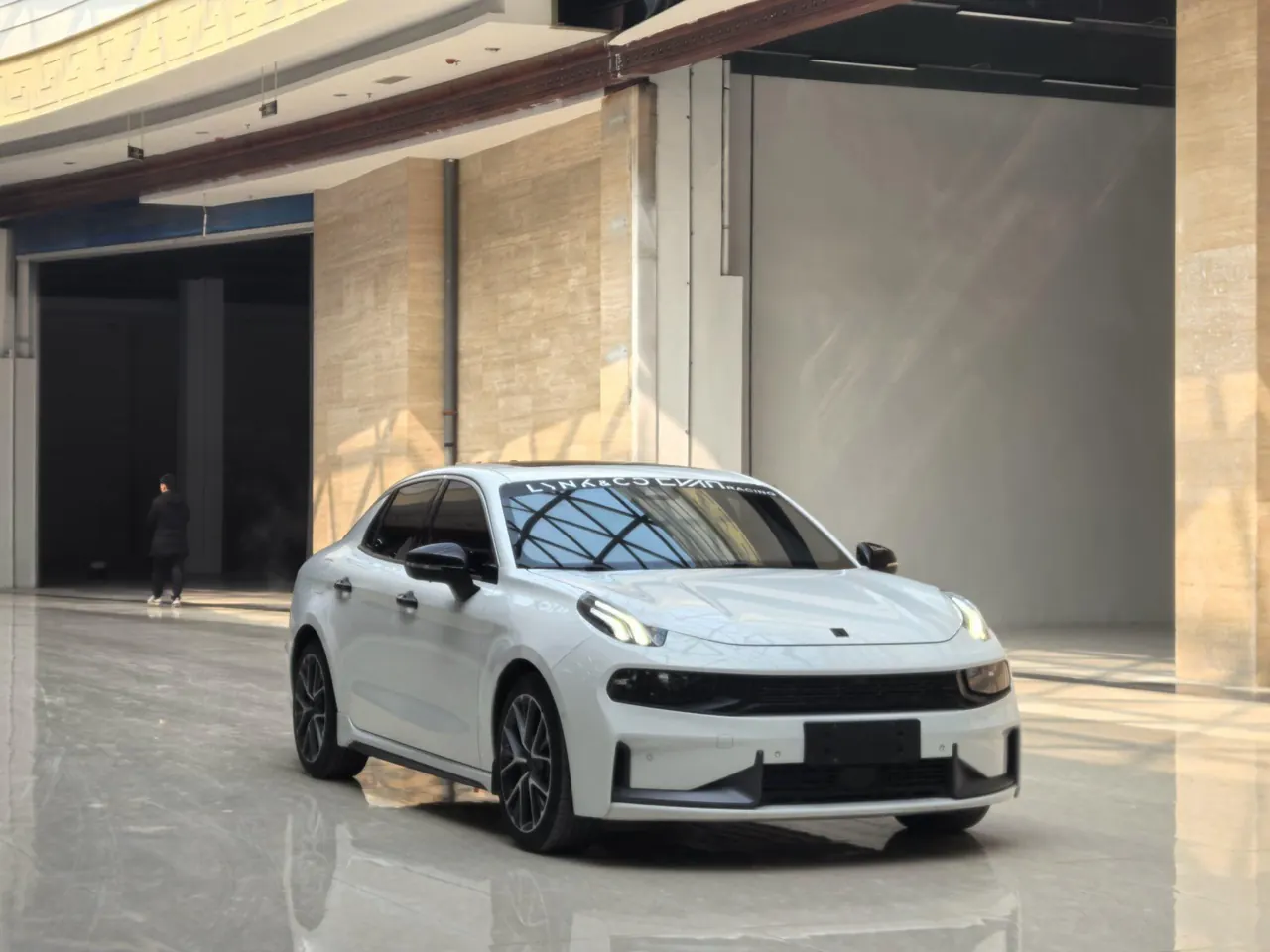 LYNK&amp;CO 2022 LYNK&amp;CO 03 2.0TD Jin Pro automatic gear 3