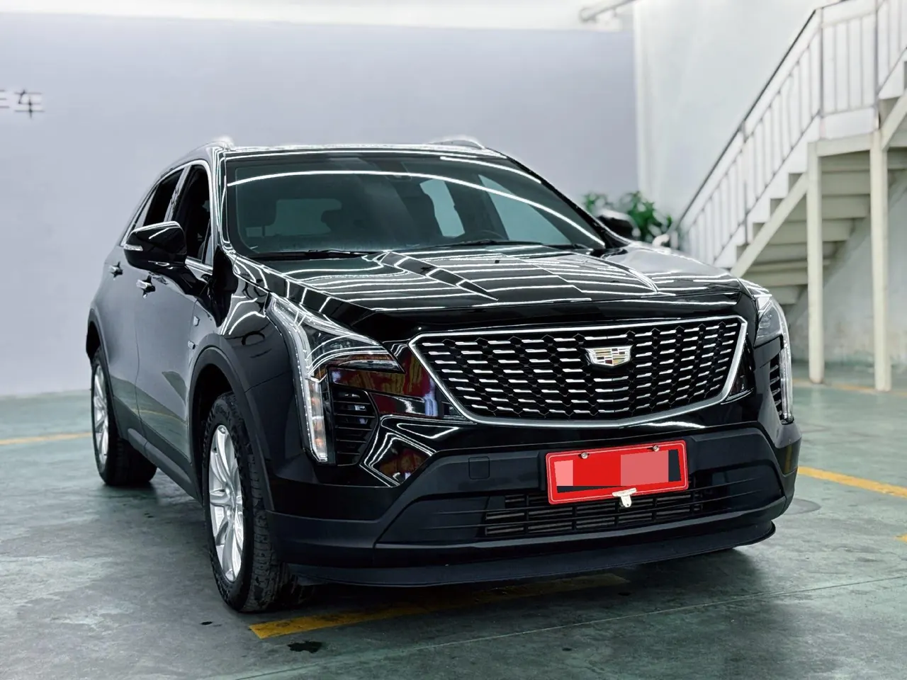Cadillac 2020 XT4 2.0T 28T Two-Drive Technical Automatic Gear 3