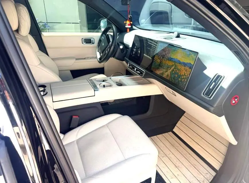 Li 2022 L9 1.5T Max Edition Automatic Gear 4