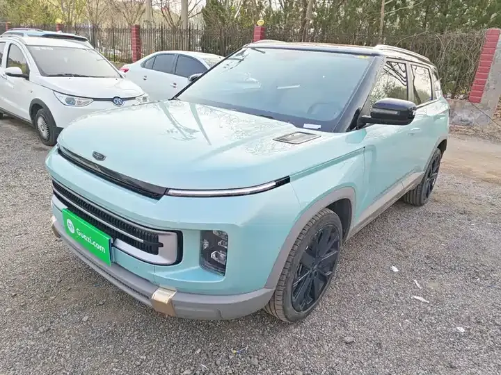 Open image lightbox: Geely ICON 2023 1.5TD Chocolate Alcoholic Edition