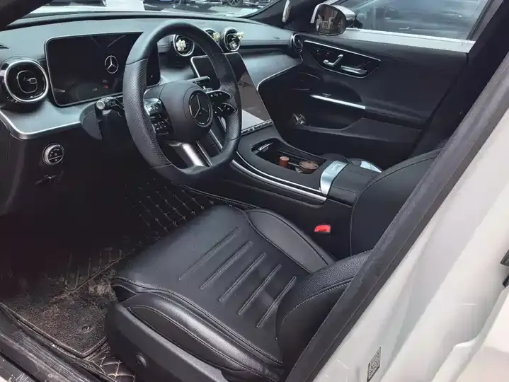 Mercedes Benz Class C 2022 C 200 L Sports Edition 9