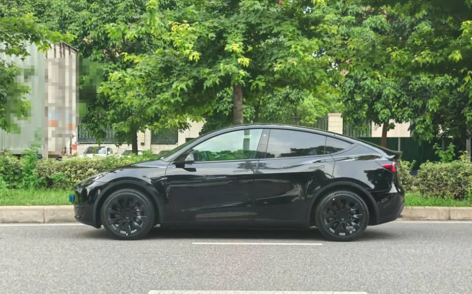 Tesla 2022 Model Y rear-wheel drive version automatic transmission 4