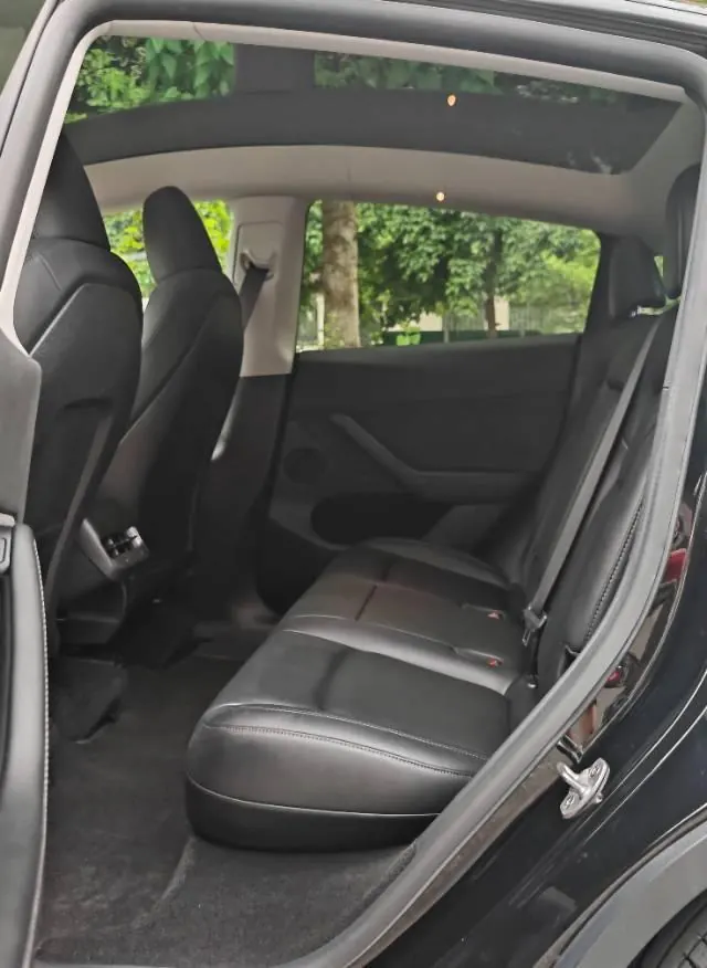 Tesla 2022 Model Y rear-wheel drive version automatic transmission 9