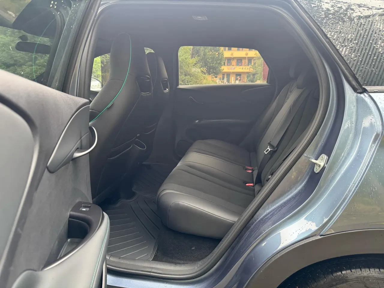 BYD 2025 Dolphin 420km Vital Edition Automatic Gear 5