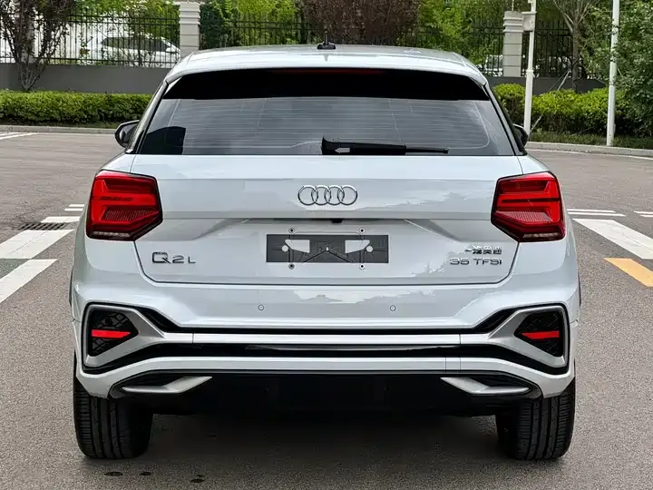 Audi Q2L 2022 35 TFSI Fashion Dynamic 5