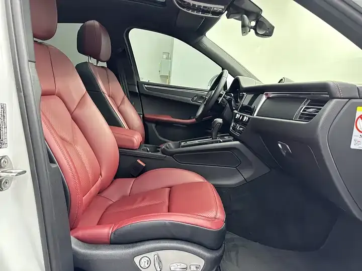 Macan 2023 Macan T 2.0T 12