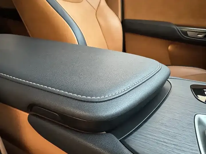 Lexus RZ 2023 450e 4WD Vertical Edition 9