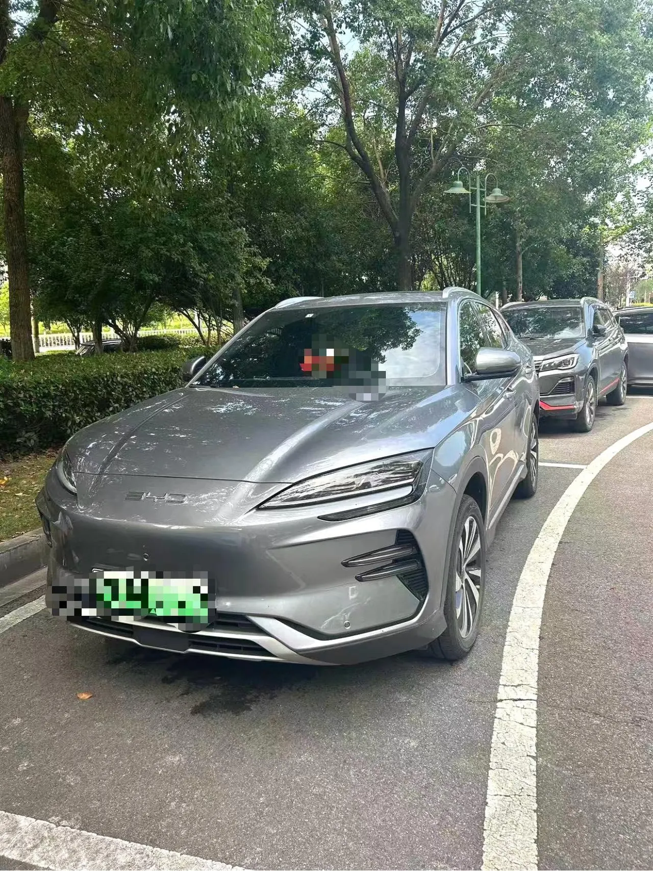 打开图片灯箱:BYD Song PLUS New Energy 2024 Song PLUS EV Glory Edition 520km Honorable Automatic Gear