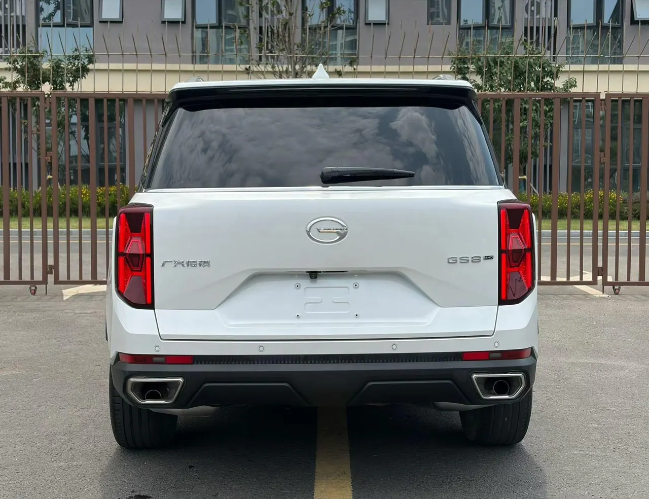 Chuanqi 2022 GS8 2.0TGDI Four-wheel Drive Deluxe Zhilian Edition Seven-seat Automatic Gear 8