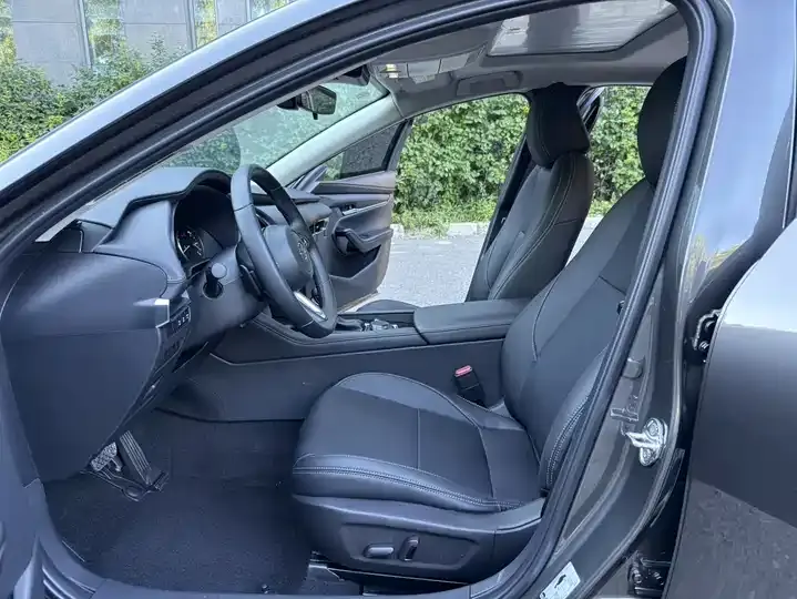 Mazda 3 Onksera 2023 2.0L Automatic Quality Glamour Edition 10