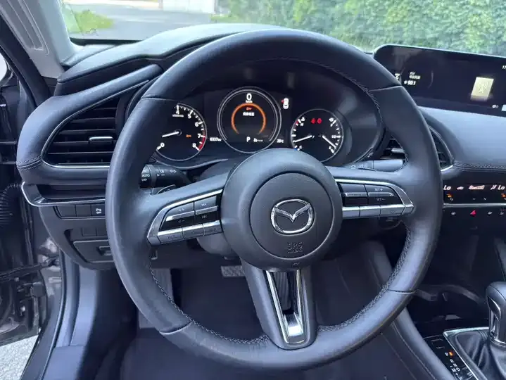 Mazda 3 Onksera 2023 2.0L Automatic Quality Glamour Edition 5