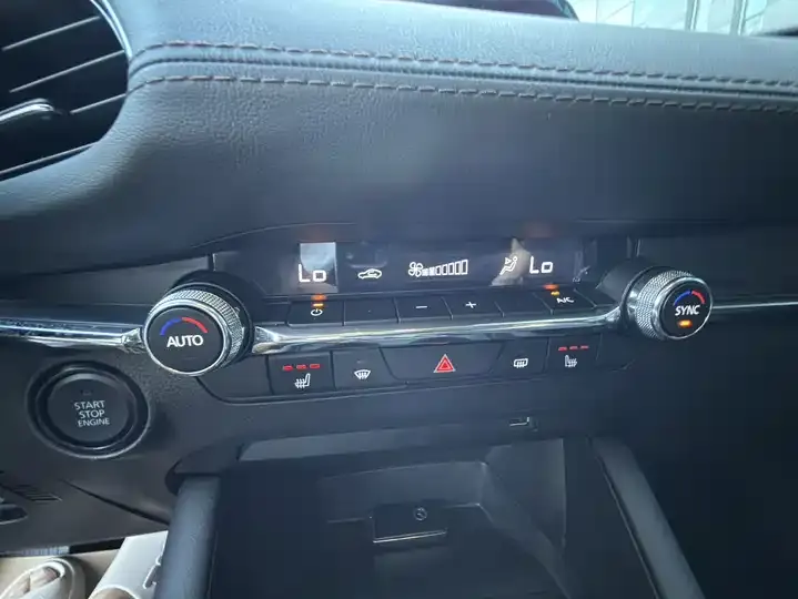 Mazda 3 Onksera 2023 2.0L Automatic Quality Glamour Edition 7