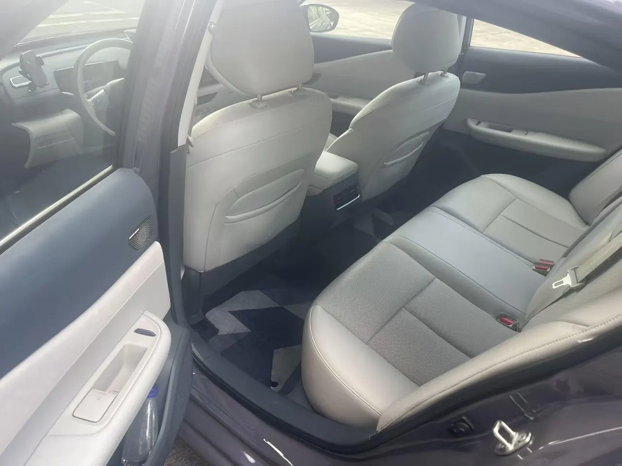 Nissan 2026 Teana 2.0T Stepless Hongmeng Cockpit Flagship Automatic Gear 3