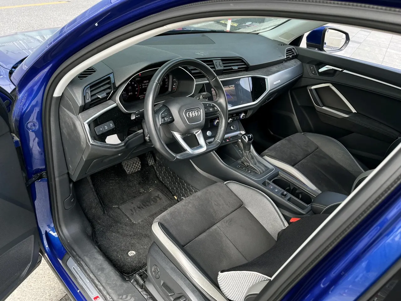 Audi 2020 Q3 2.0TFSI 40TFSI Fashion Dynamic Automatic 4