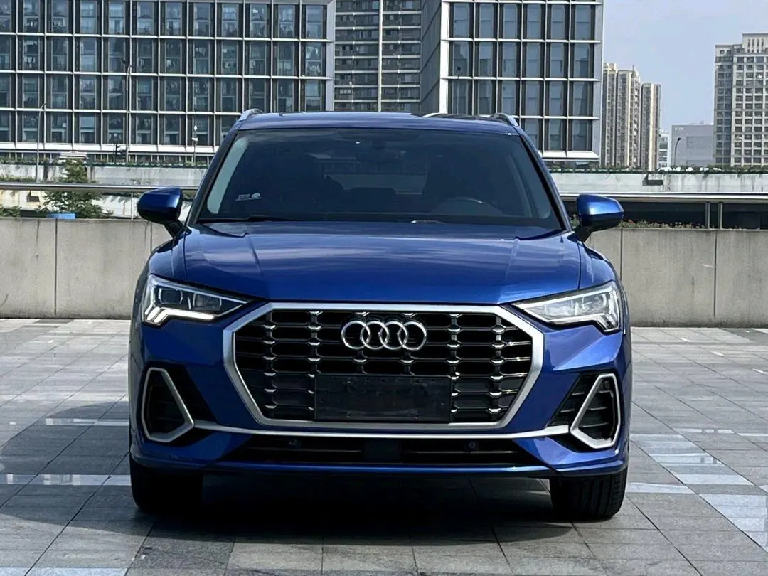 Audi 2020 Q3 2.0TFSI 40TFSI Fashion Dynamic Automatic 6