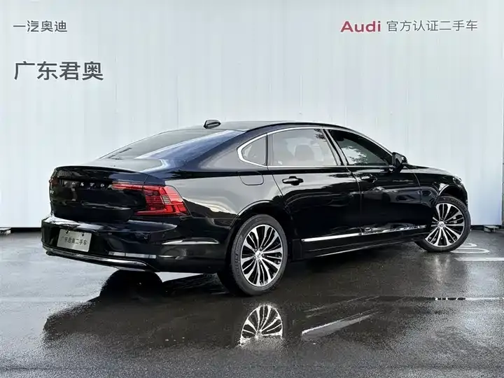 Volvo S90 2025 B5 Zhiyi Deluxe Edition 4