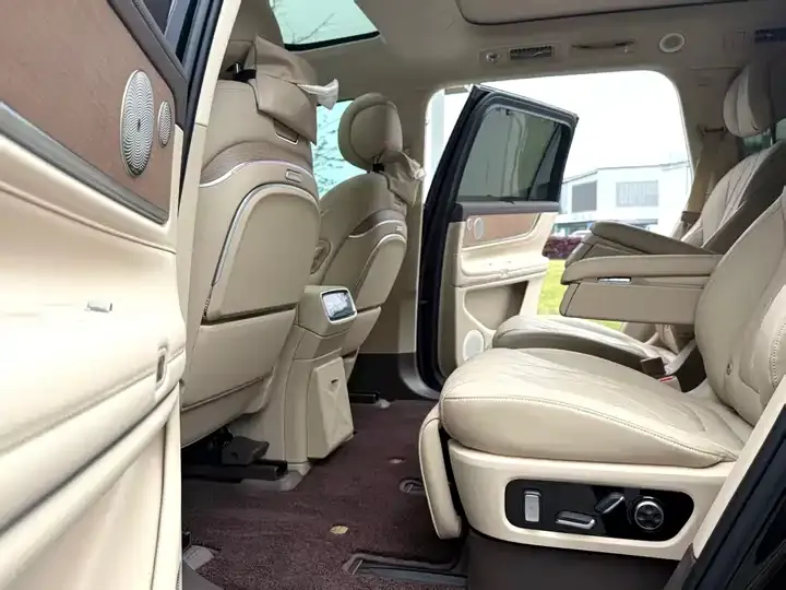 AITO M9 2024 extended range Max version 52kWh 6-seat version 9