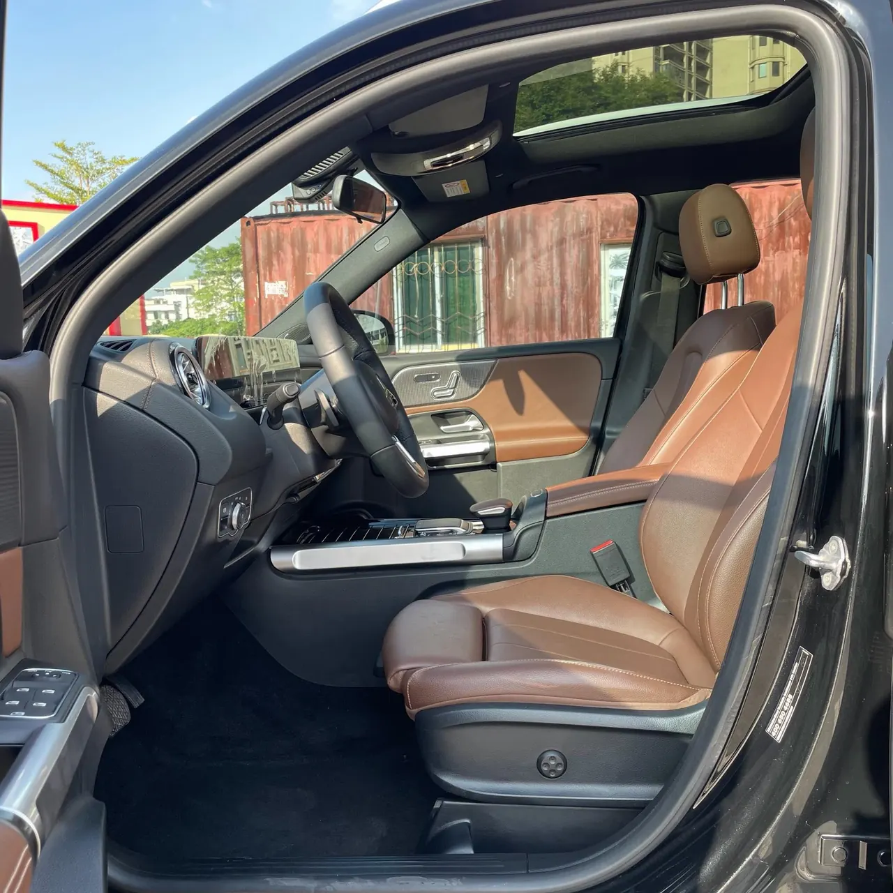 Mercedes Benz 2022 GLB 200 1.3T Fashion Automatic 5