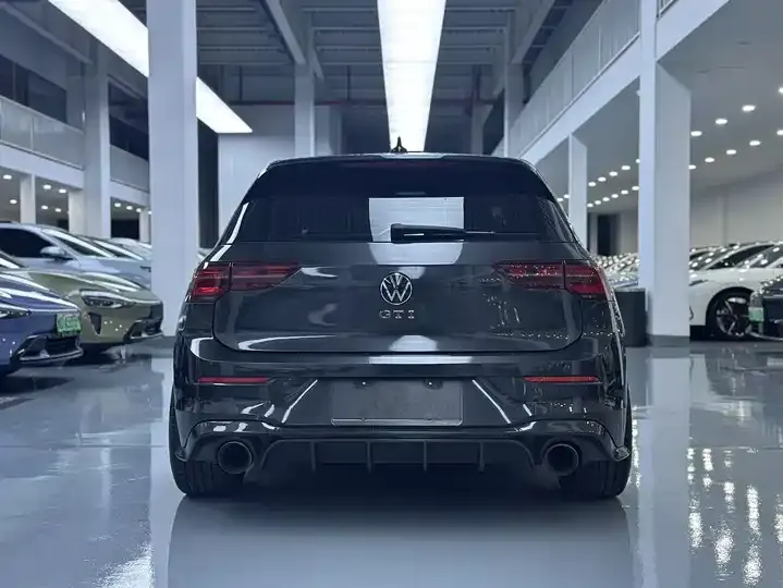 Golf GTI 2023 380TSI DSG GTI 8