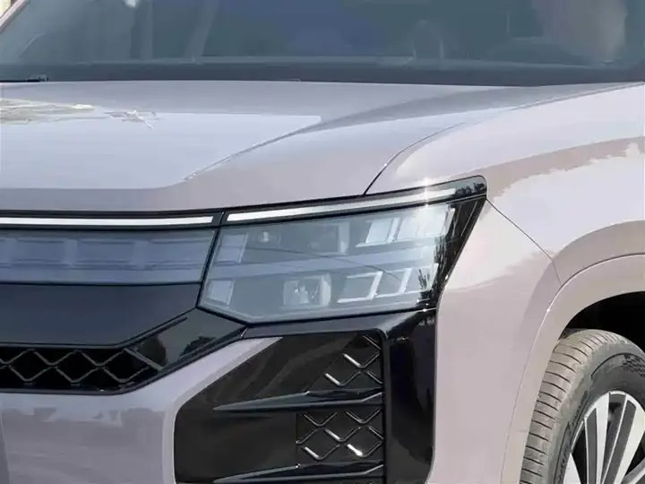 Touang 2025 Touang Pro 450TSI Four-wheel Drive Vertical and Horizontal Edition 3