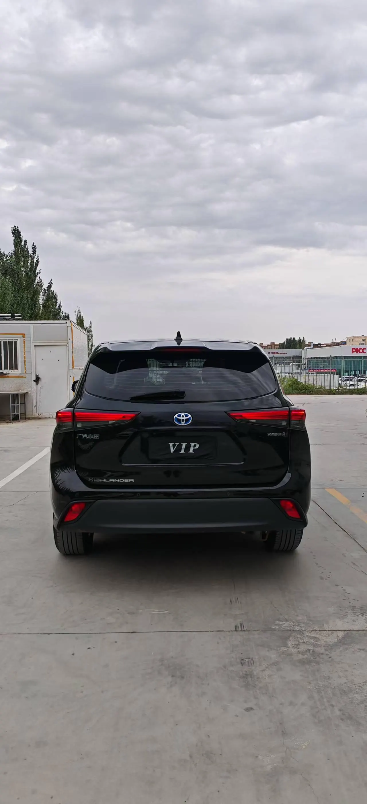 Toyota 2022 Highlander Dual Engine 2.5 Stepless Two-Drive Elite Edition 7-seat Automatic Gear 8