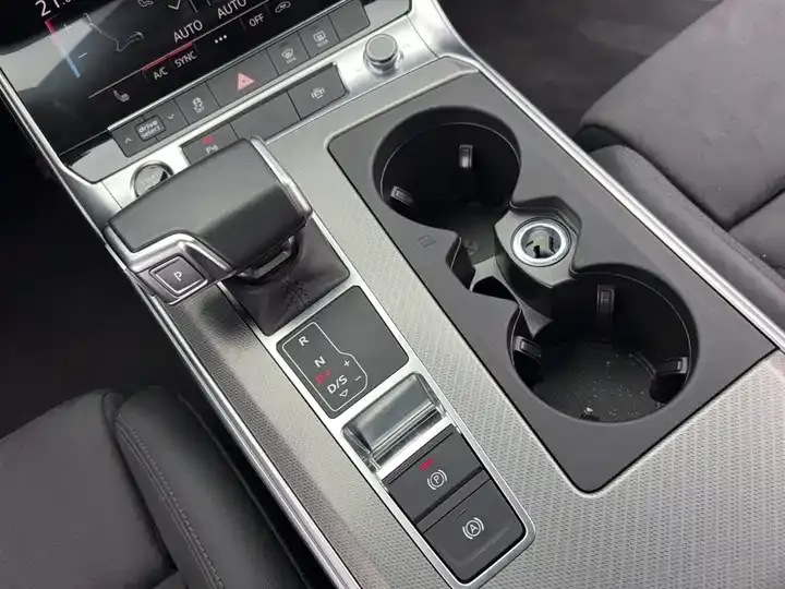 Audi A6 (Imported) 2023 Avant Avant Avant 45 TFSI Selected Dynamic Type 12