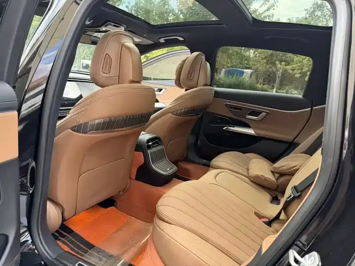 Mercedes Benz E-Class 2024 E 300 L Fashion 10