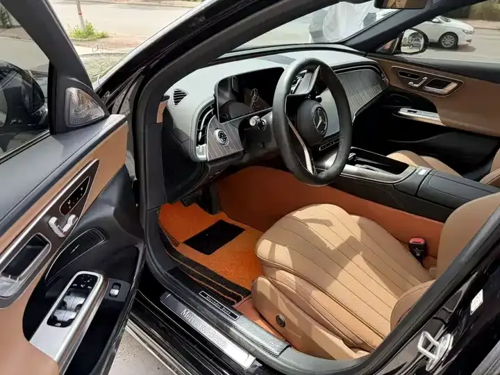 Mercedes Benz E-Class 2024 E 300 L Fashion 8