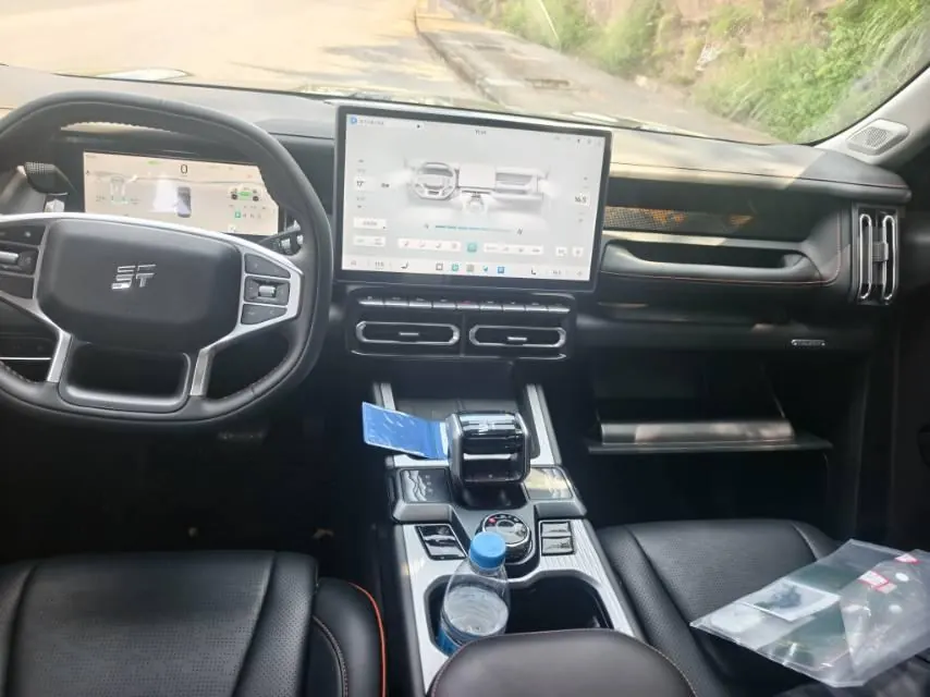 Jetour 2025 ShanHai T1 C- DM 1.5T 150km Explore Automatic Gear 4